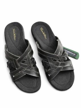 THOM McAn Willia Slide Sandals Women’s 6M Black Leather Open Toe NWT